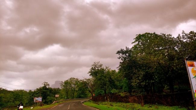 Photo of Malshej Ghat, Pune, Maharashtra, India by _itchyfeettrips