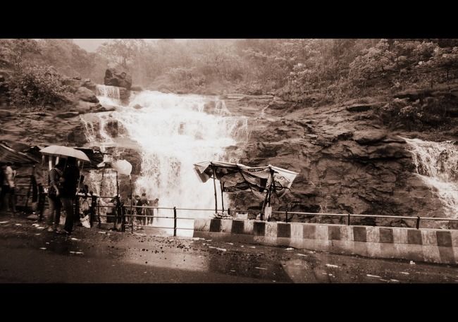 Photo of Malshej Ghat, Pune, Maharashtra, India by _itchyfeettrips