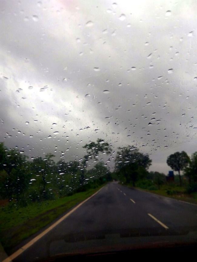 Photo of Malshej Ghat, Pune, Maharashtra, India by _itchyfeettrips