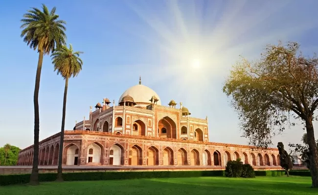 Photo of Humayun's Tomb, Nizamuddin, Nizamuddin West, New Delhi, Delhi, India by Uditi