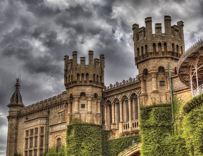Photo of Bangalore Palace, Bengaluru, Karnataka, India by Sreshti Verma