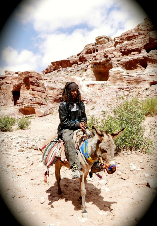 Photo of Siq, Petra District, Ma'an Governorate, Jordan by Priyanka Banerjee