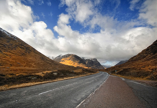 Photo of A82, Old Kilpatrick, Scotland, United Kingdom by Priyam Bagga