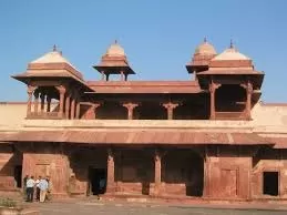 Photo of Fatehpur Sikri, Uttar Pradesh, India by Munu Maina
