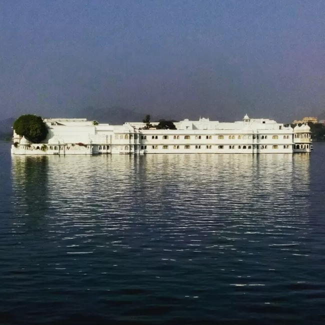 Photo of Lake Pichola, Pichola, Udaipur, Rajasthan, India by Arvind