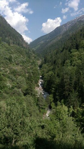 Photo of Kheerganga: A trek you wont forget by Shivani Sharma