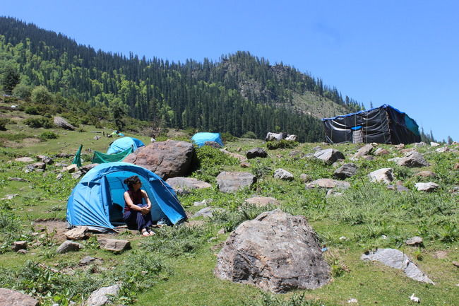 Photo of Kheerganga: A trek you wont forget by Shivani Sharma