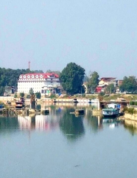 Photo of Srinagar by Just too Umezing