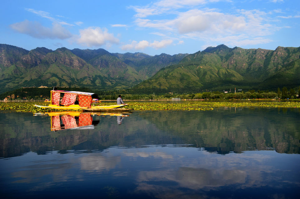 Photo of Nigeen Lake by Kanika Saxena