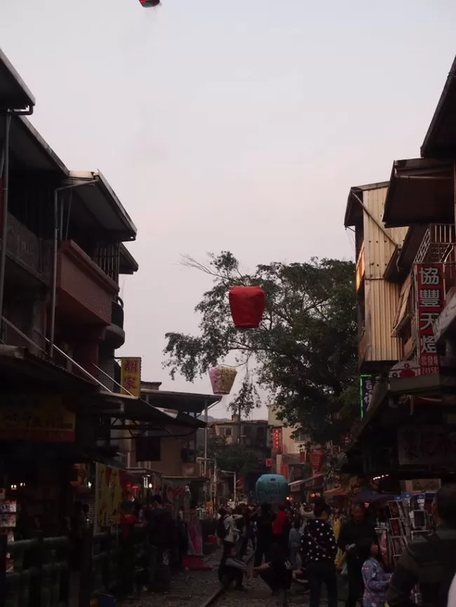 Photo of Taipei, Taiwan by Rachelle