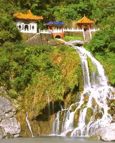Photo of Taroko Gorge, 富世村, Taiwan by Anthony