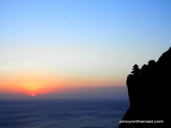 Photo of Uluwatu Temple, Pecatu, Badung Regency, Bali, Indonesia by Nik Rielo