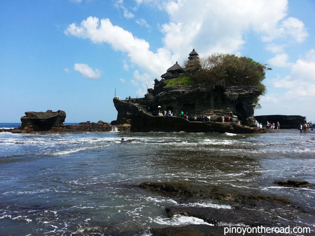 Photo of Tanah Lot Temple, Bali, Indonesia by Nik Rielo
