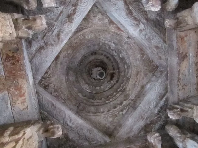 Photo of Nandi Hills, Karnataka, India by Aparajita