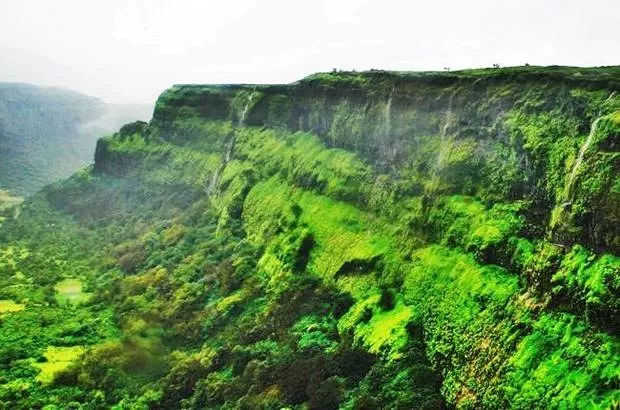 Photo of Visapur Fort, Pune, Maharashtra, India by Ridhima Srivastava