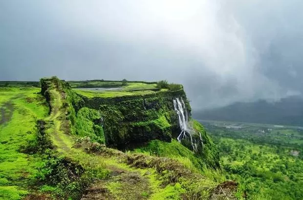Photo of Korigad, Aamby Valley, Maharashtra, India by Ridhima Srivastava