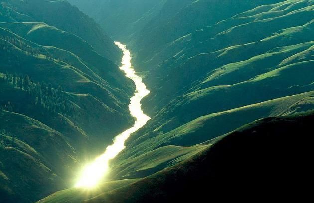 Photo of Panchgani, Maharashtra, India by Ruchika Makhija