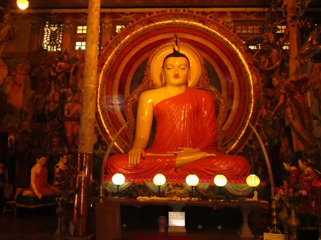 Photo of Gangaramaya Temple, Sri Jinarathana Road, Colombo, Western Province, Sri Lanka by Siddharth Dasgupta