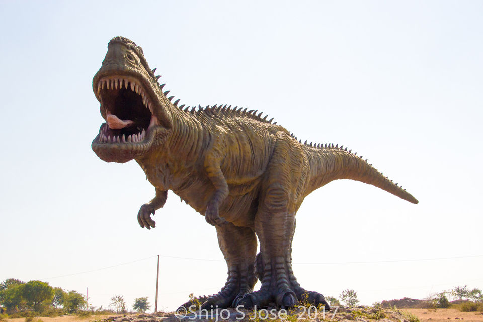 Photo of Balasinor Dinosaur Fossil Park, Jetholi, Gujarat, India by Shijo Skaria Jose