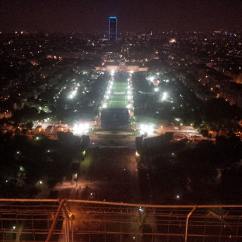 Photo of The Symbol Of Love- Eiffel Tower! by Charandeep Singh