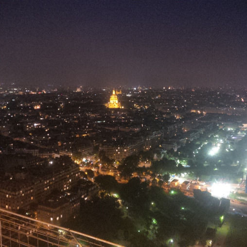 Photo of The Symbol Of Love- Eiffel Tower! by Charandeep Singh