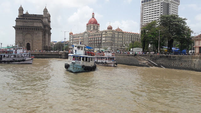 Photo of Visiting Elephanta Caves by Cupid Travellers