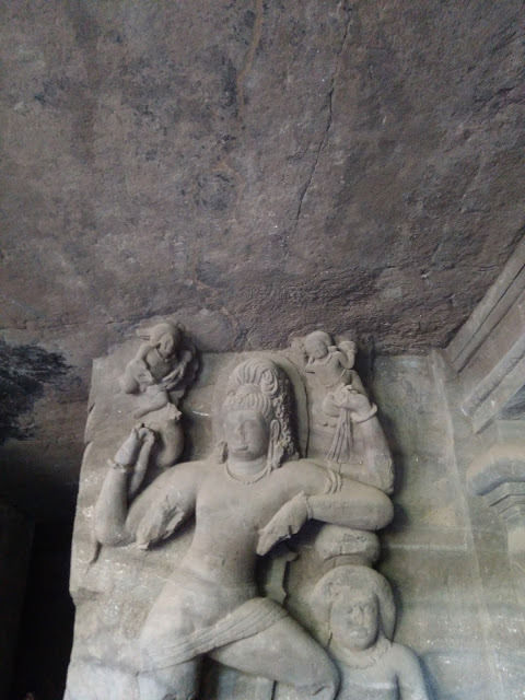 Photo of Visiting Elephanta Caves by Cupid Travellers