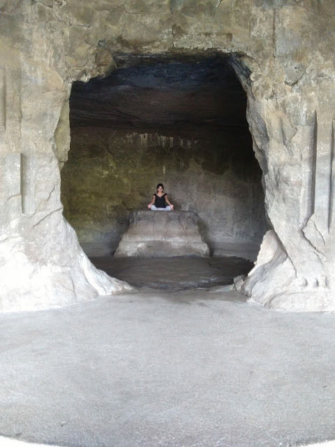 Photo of Visiting Elephanta Caves by Cupid Travellers