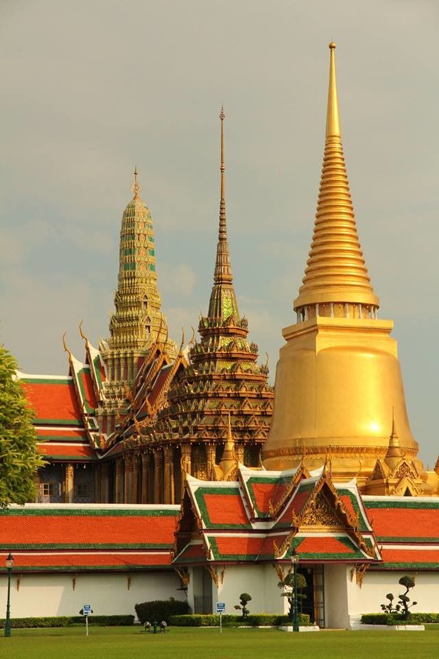 Photo of Lumpini Park Pathum Wan Bangkok Thailand by Arundhati Sridhar