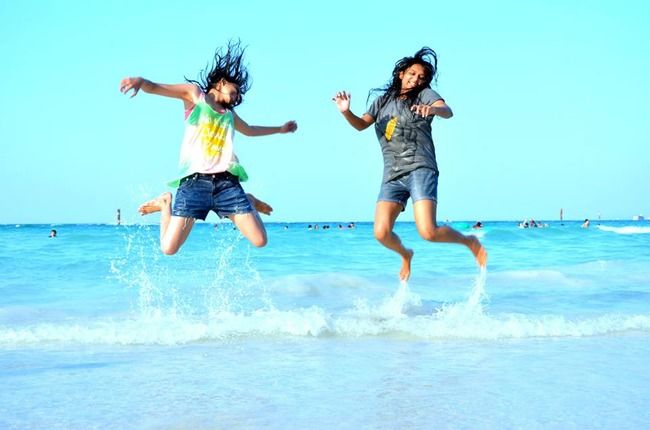 Photo of Ko Lan Na Kluea Chon Buri Thailand by pooja thakkar
