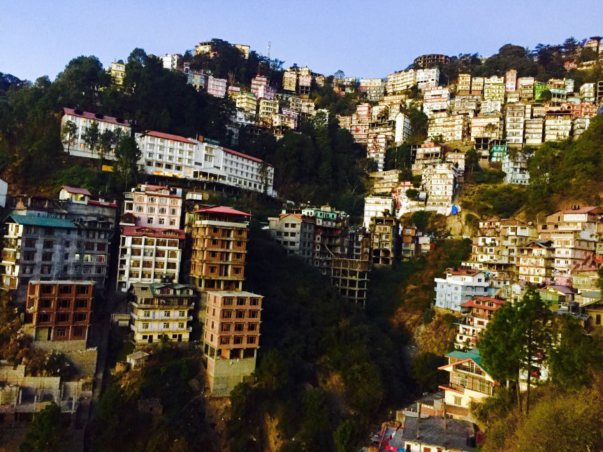 Photo of Shimla, Himachal Pradesh, India by Neha Chauhan
