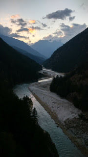Photo of Bhagirathi Road, Chakdaha, West Bengal, India by Kunwar Singh Deoliya