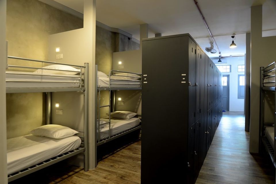 Photo of Singapore Hostels for Student Backpackers on a Budget! by Isabel Leong