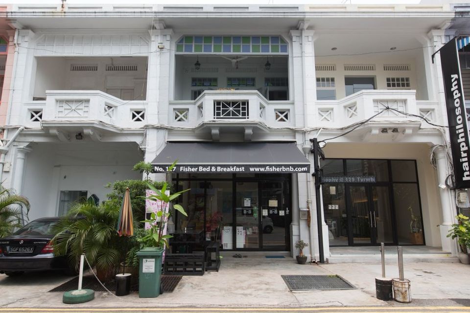 Photo of Singapore Hostels for Student Backpackers on a Budget! by Isabel Leong