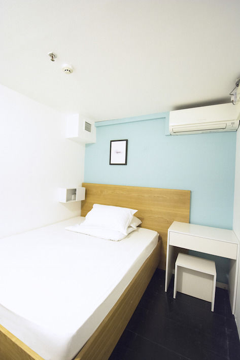 Photo of Singapore Hostels for Student Backpackers on a Budget! by Isabel Leong