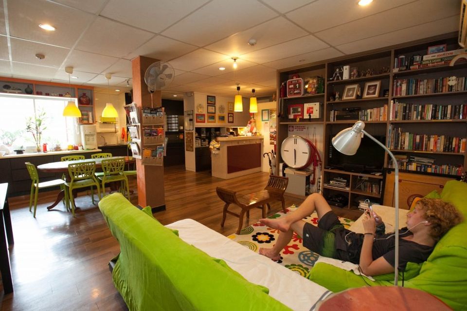 Photo of Singapore Hostels for Student Backpackers on a Budget! by Isabel Leong