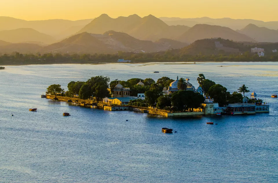 Photo of Jagmandir, Udaipur, Rajasthan, India by Akhil Verma