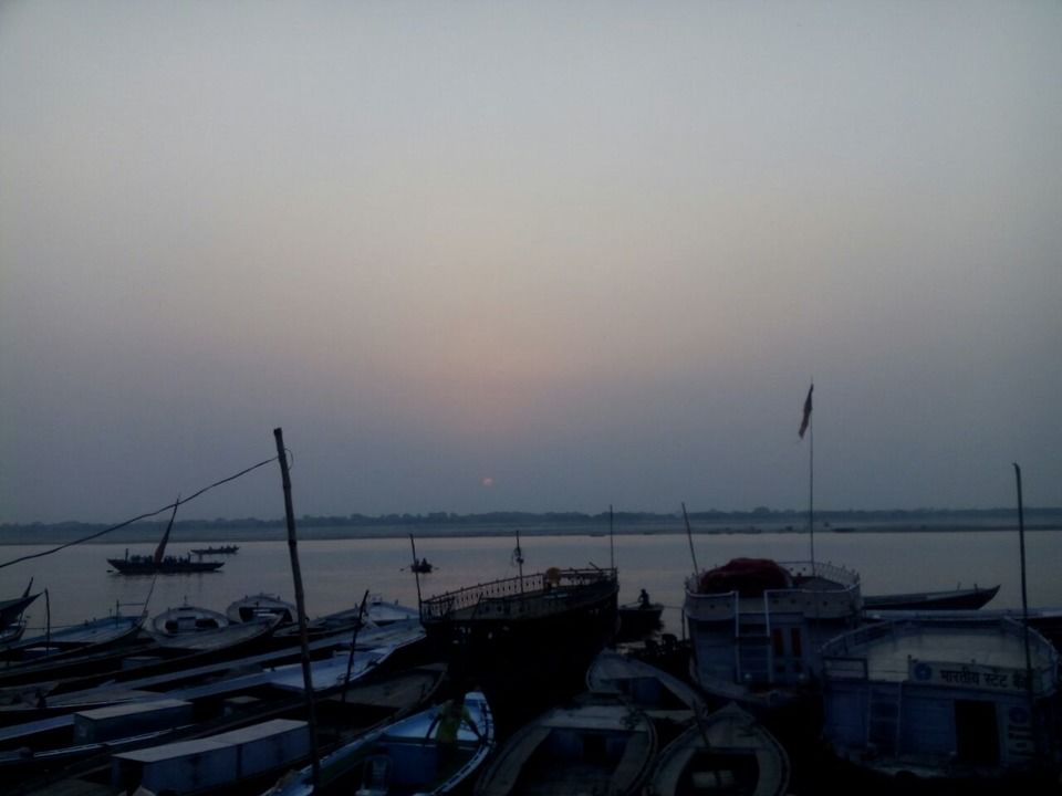 Photo of Banaras Hindu University Campus, Varanasi, Uttar Pradesh, India by Travel Katha