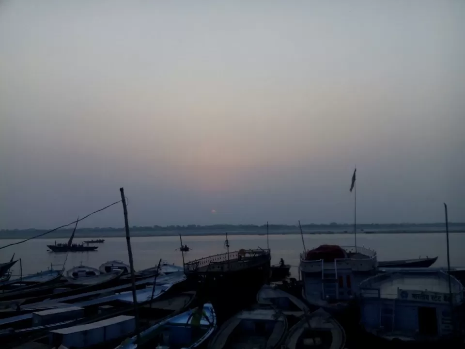 Photo of Banaras Hindu University Campus, Varanasi, Uttar Pradesh, India by Travel Katha