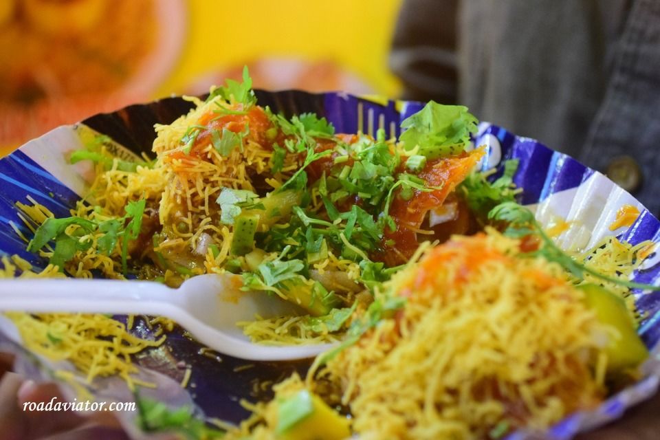 Photo of Mumbai: Glimpse Of Shrine Divine And Street Food by prateek goel