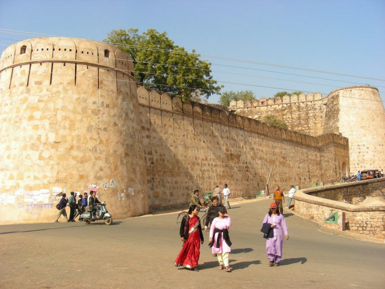 Photo of Jhansi Ka Quila | Fort With A Rich History by Sharad Verma