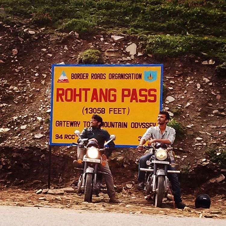 Photo of Rohtang Pass, Burwa, Himachal Pradesh, India by Sourav Ravish