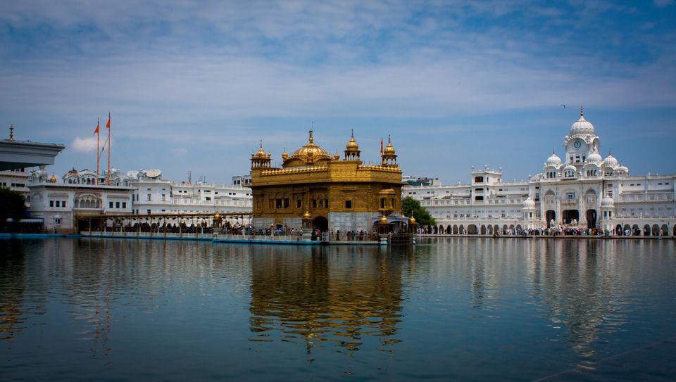 Photo of Mukteshwar Temple, Thara Jhikla, Pathankot, Punjab, India by Sreshti Verma