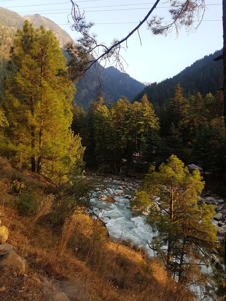 Photo of Kasol, Himachal Pradesh, India by Varnika