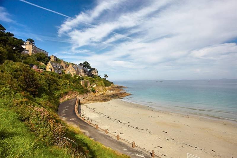 Photo of Côte de Granit Rose, Cotes-d'Armor, France by Neha Kirpal