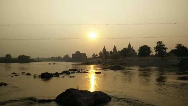 Photo of Betwa River, Madhya Pradesh, India by The Travellist