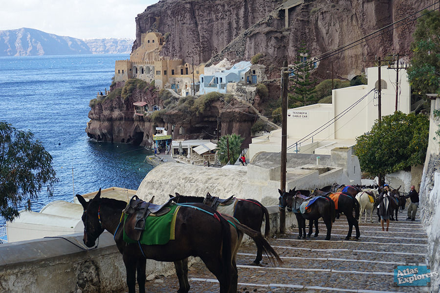 Photo of Top 7 Amazing Things To Do In Santorini by atlasexplorersinfo
