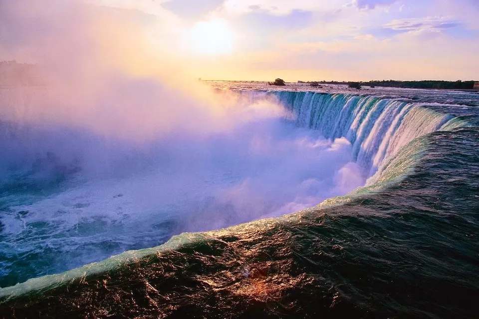 Photo of Niagara Falls, ON, Canada by Umang Dave (IG: @umangdavevisual)