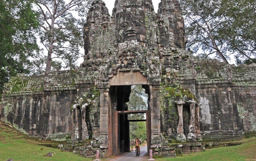 Photo of Cambodia: From Bangkok to Siem Reap and Angkor Wat Travel Guide ⋆ by Jana Dunworth