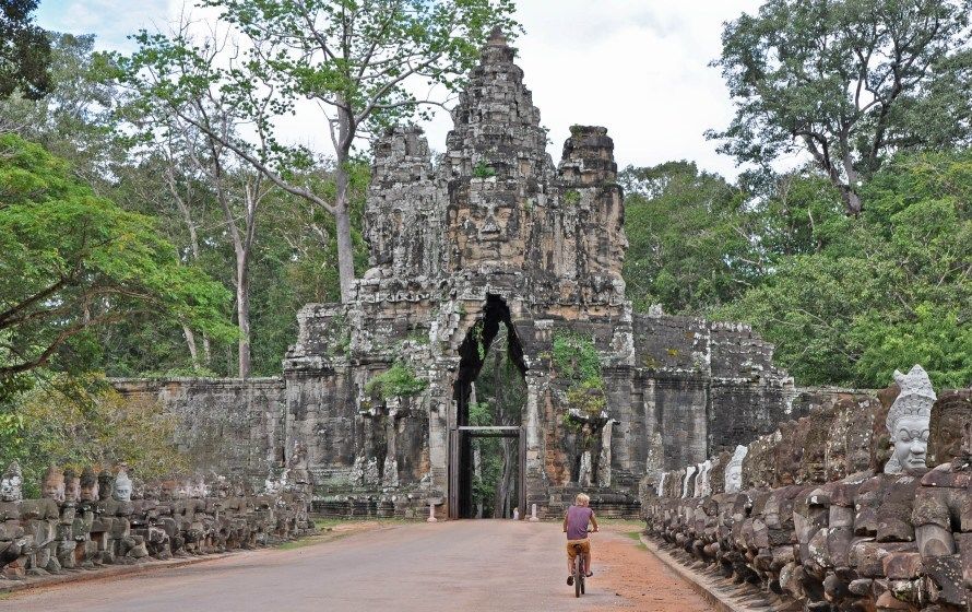 Photo of Cambodia: From Bangkok to Siem Reap and Angkor Wat Travel Guide ⋆ by Jana Dunworth